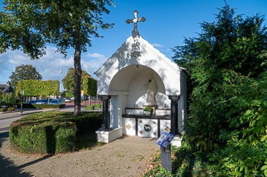 Wegkruisen en kapellen