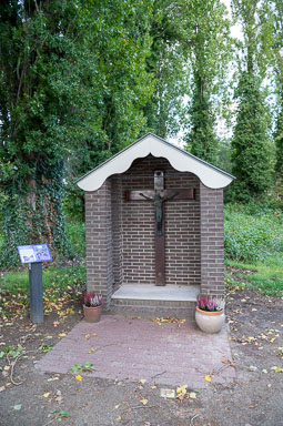 Wegkruisen en kapellen